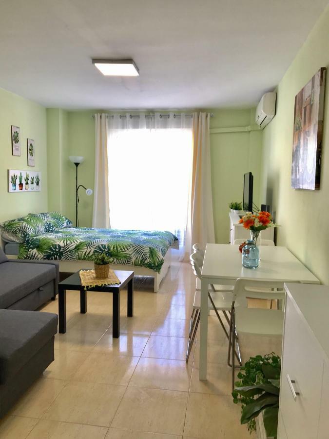Flor De Azahar Apartment Фуeнхирола Екстериор снимка